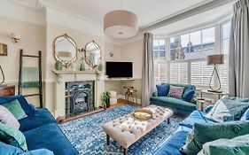 Regatta House